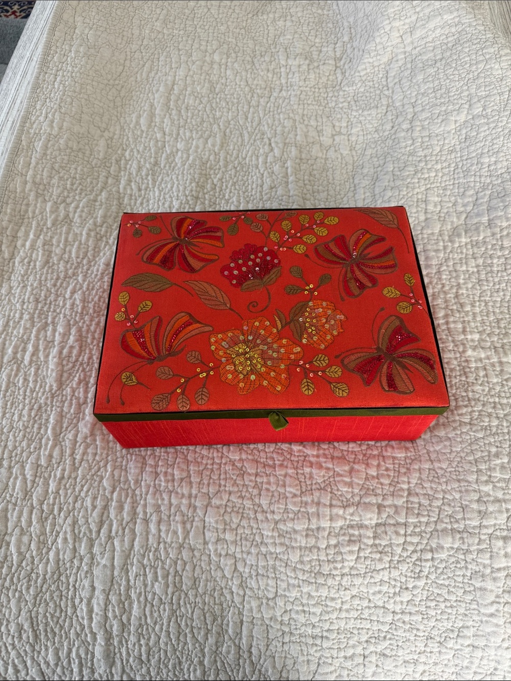 Floral Embroidered Red Women's Accessory Box